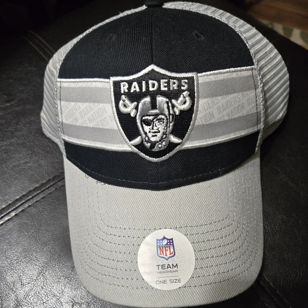 NFL Raiders Black and Gray Trucker Hat